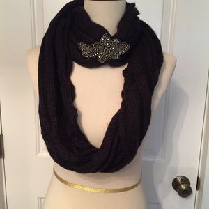 NEW C.C EXCLUSIVES SCARF BLACK KNIT INFINITY FLORAL BEAD ACCENT
